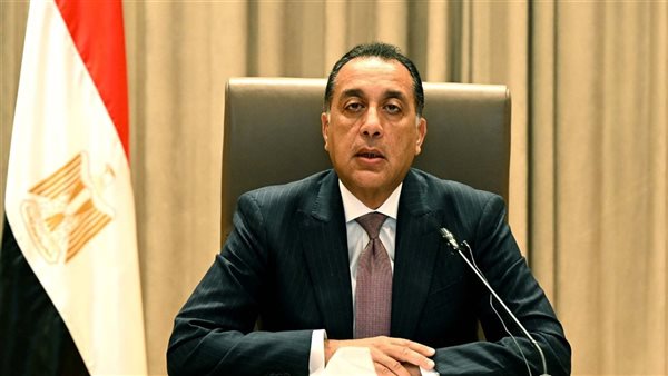 مدبولى يُسلم عقود وحدات سكنية جديدة في أكتوبر الجديدة ضمن مبادرة 'سكن لكل المصريين' – خطوة نحو تحقيق حلم امتلاك منزل