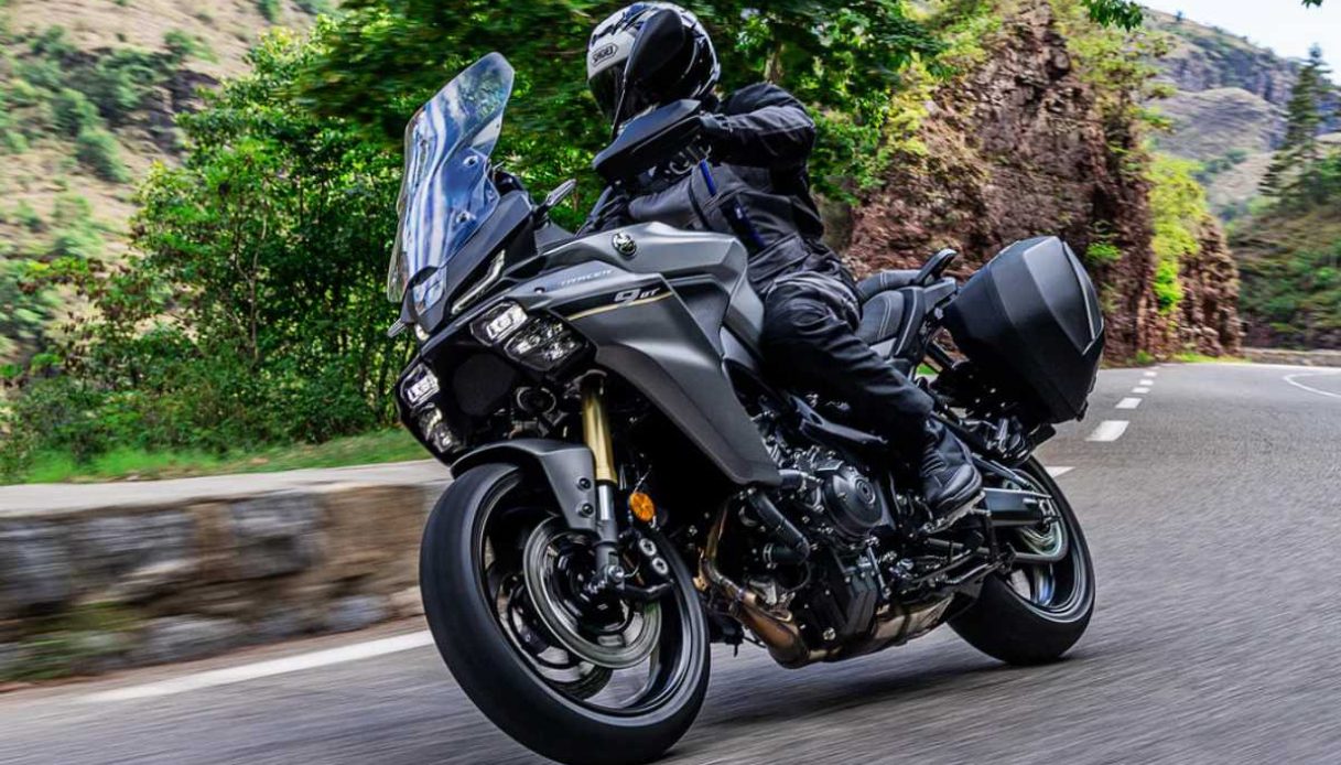 Yamaha Tracer 2025: classe e tecnologia da vera regina