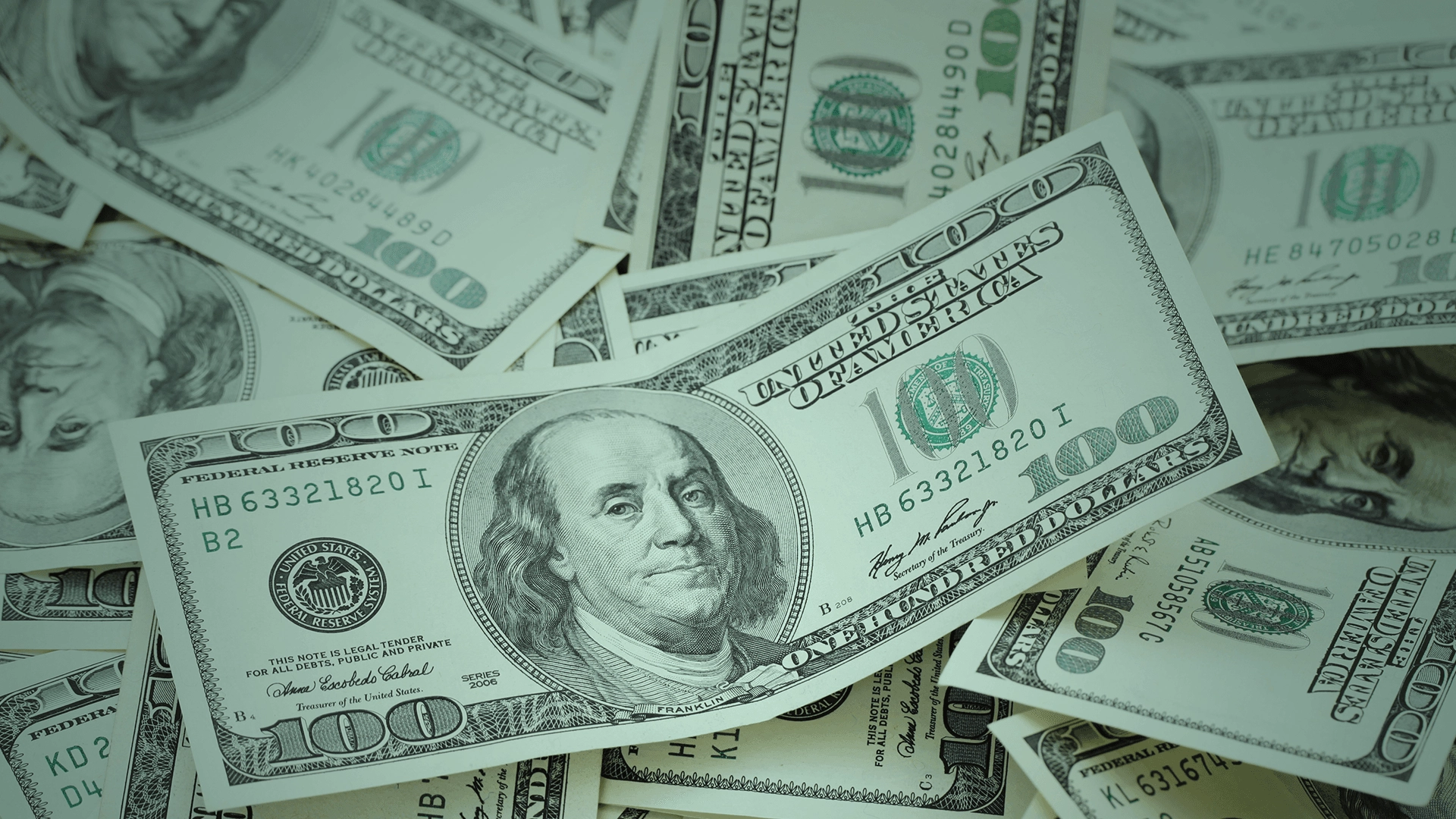 Fed Holds Steady: Smart Moves to Boost Your Savings & Tackle Debt Now
