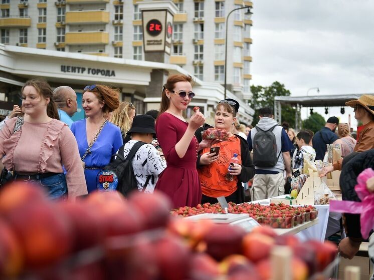 Клубничный Бум в Краснодаре: Фестиваль Сладких Ягод Вернется в Третий Раз!