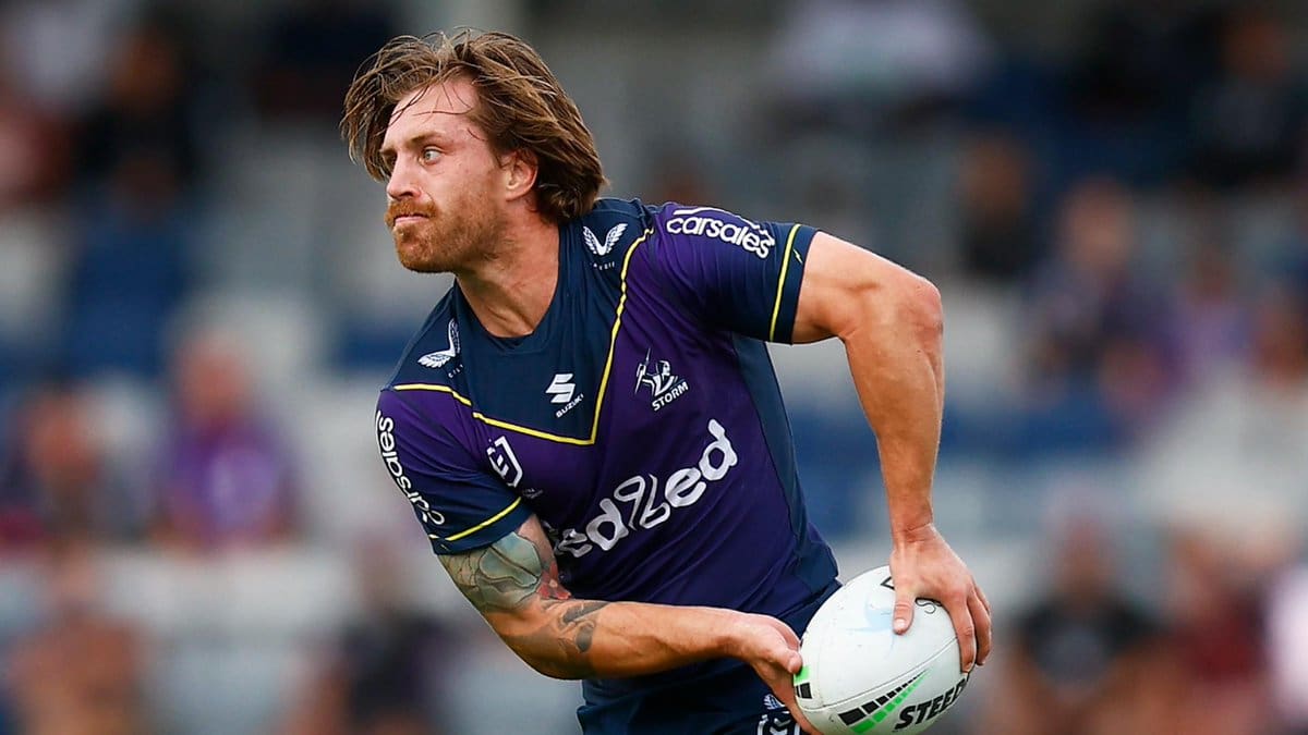 Munster Jumps to Mitchell's Defence Over Controversial High Shot in Anzac Day Clash